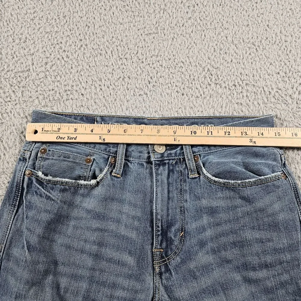 American Eagle Jeans Mens 30x28 Relaxed Straight Distressed Whiskering Faded